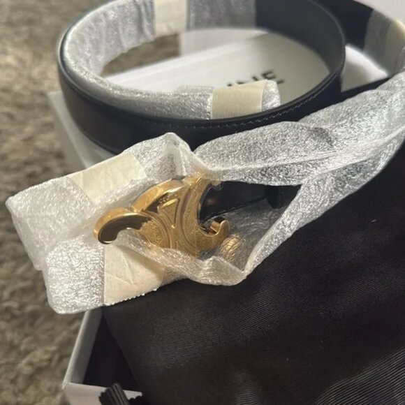 🖤✨Celine✨🖤 Black Leather Belt with Gold Buckle - Picture 8 of 10